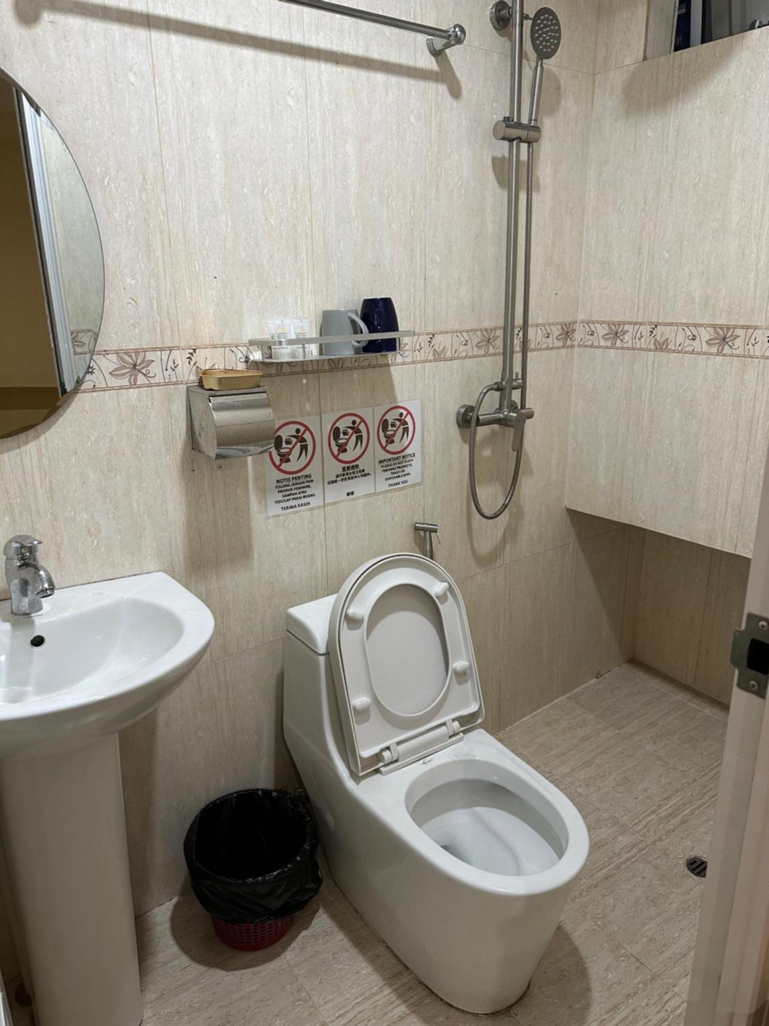 Hk Inn Hua Kiew Inn Miri Kültér fotó